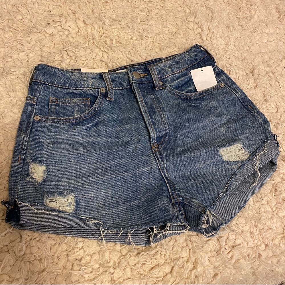 H&M High-Waisted Shorts